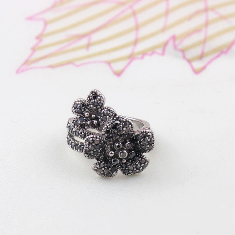 Ajojewel Brand Size 7-9 Vintage Double Flowers Ring Retro Black Rhinestone Flower Jewelry Copper Alloy