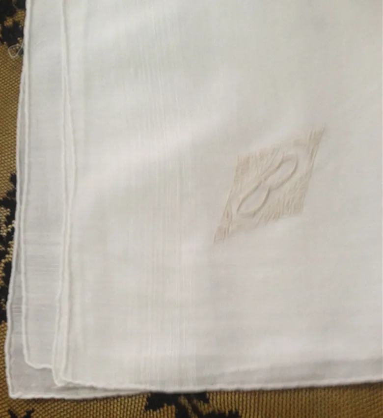 Fashion Men\'s Monogrammed Handkerchiefs 8 Pieces/Lot 17\