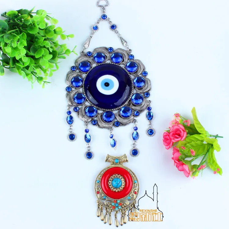 Turkey blue eyes red circle pendant Muslim peace Pendant 