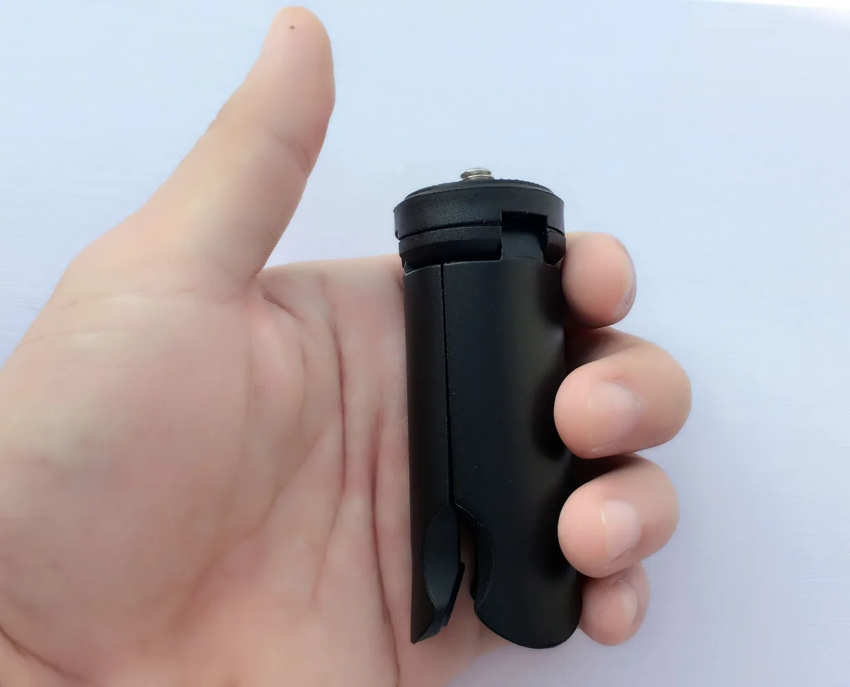 สก์ท็อปมินิขาตั้งกล้องนำแสงการถ่ายภาพหมุนและจับS Tabilizerสำหรับกล้องโทรศัพท์มือถือกับผู้ถือโทรศัพท์มือถือและขาตั้งกล้อง