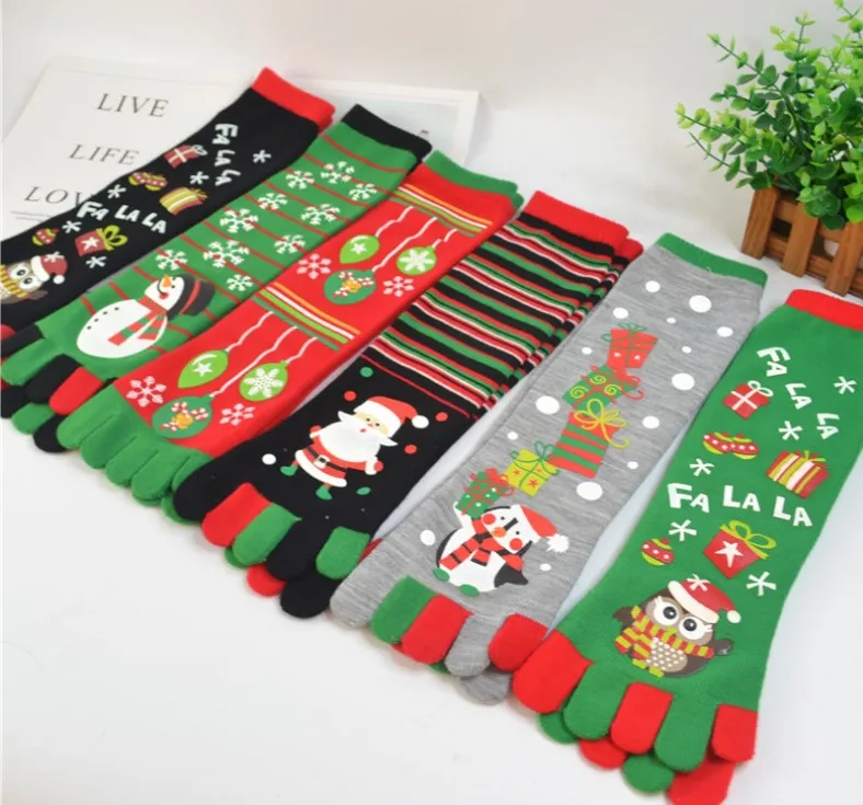 

Christmas five finger socks new men and women autumn and winter Christmas Easter decoration color in stockings floor socks gift