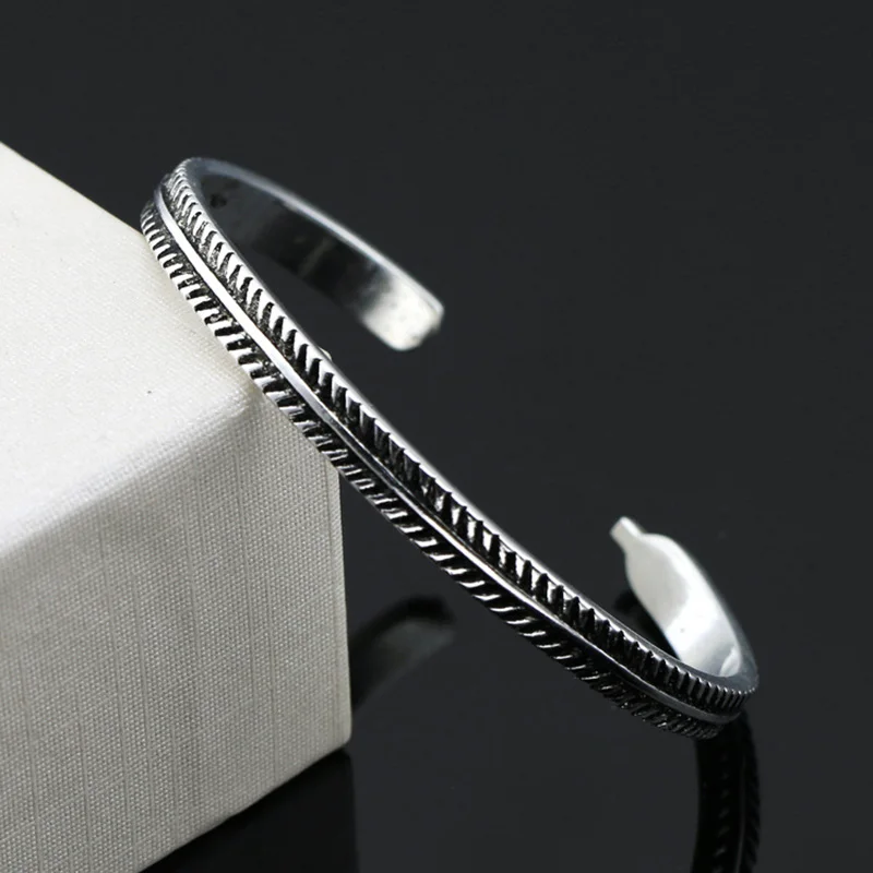 XIYANIKE Hot Selling Silve Plated  Silver Color Vintage Decorative Leaves Pattern Open Bracelet Bangle For Women Men