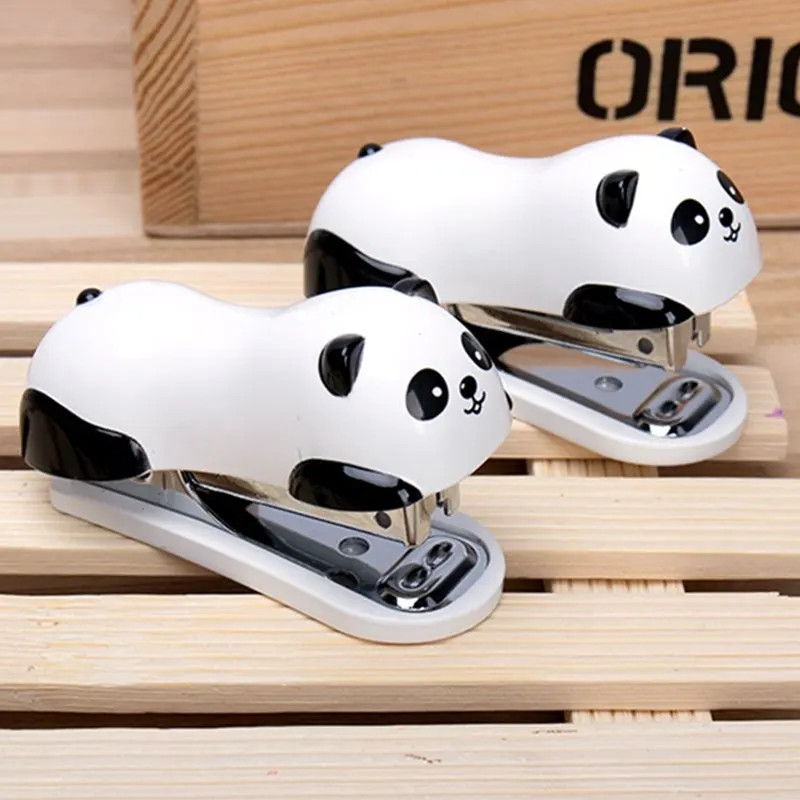 Deli Portable Cartoon Panda Manual Mini Stapler 10# Staples Business Binding Tool School Office Supply Student Stationery Gift