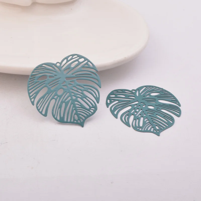 30pcs AB5106 32mm Painted Brass Monstera Leaves Charm Leaf  Watermark Pendant Filigree Jewelry  Earring Findings