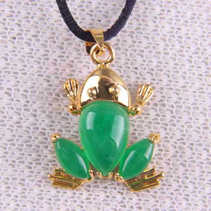 19x23MM Natural Green Jade Luck Stone Bead Frog Pendant Jewelry For Woman Gift Fashion S021