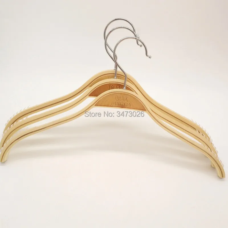 Smooth Solid Wood Hanger Non-Slip NoTrace Standard Velvet Hangers Durable Tubular Shirt Hanger Ideal for Laundry Slim Space 32cm