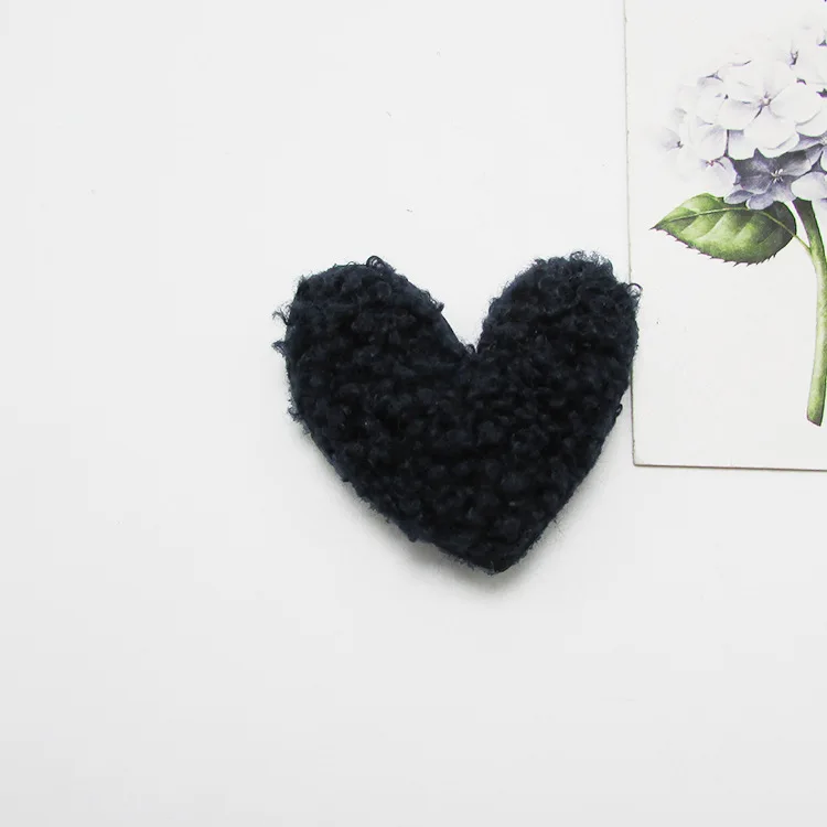 40pcs/lot 4.5cm Plush velvet Heart Padded Appliques DIY handmade Children Hair Accessories and Clothes Sewing