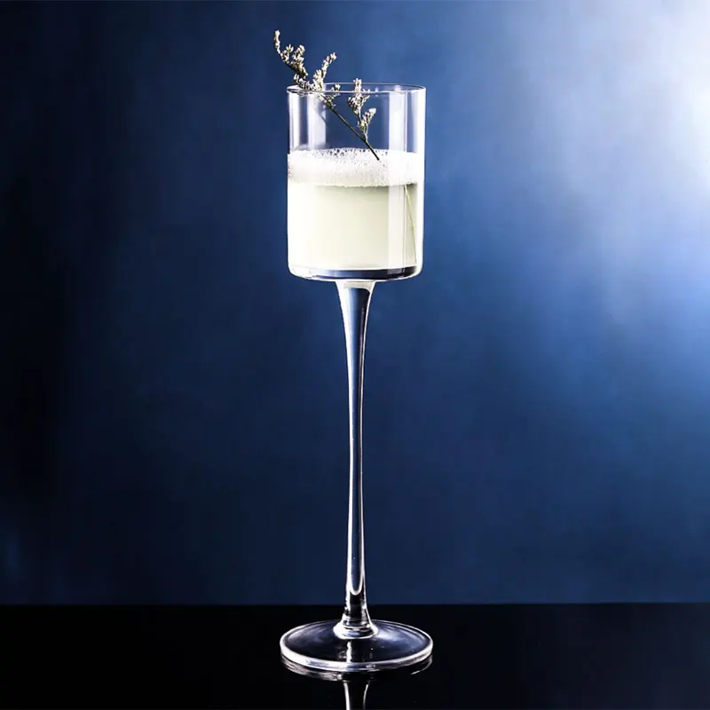 4PCS Champagne Flute Glasses Cocktail Glasses Elegantly Designed Hand Blown, Lead Free,  Champagne Cups Set of 4