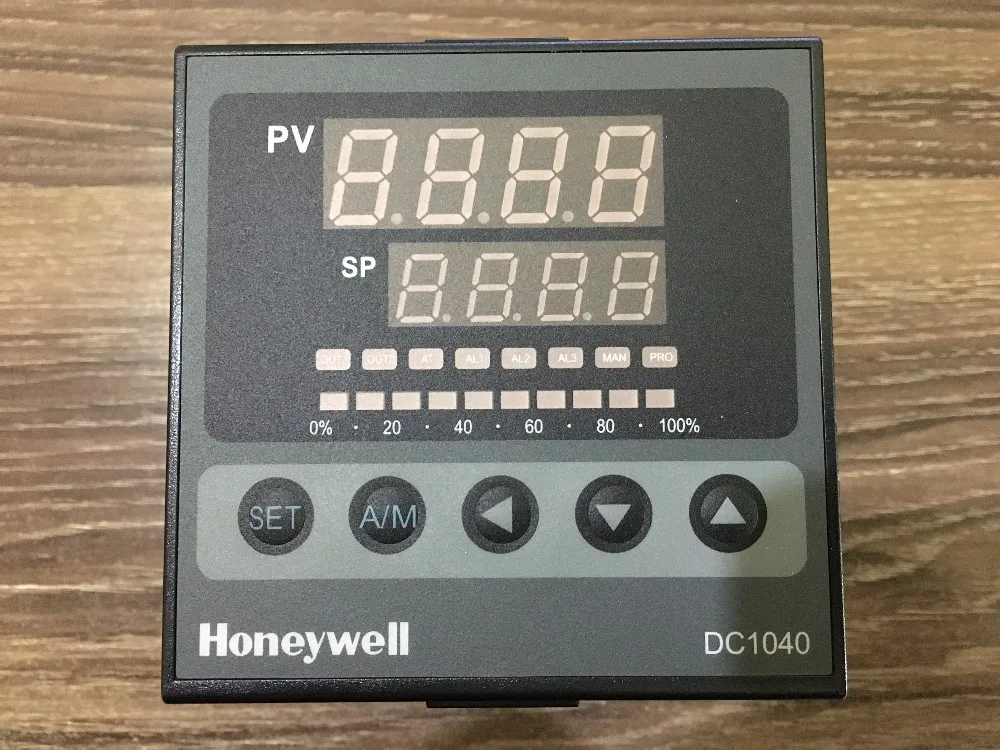 New original authentic DC1040CR-302000-E Temperature Controller