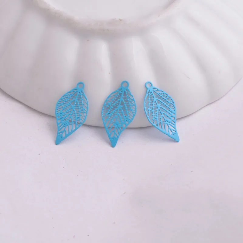 100pcs AC3935 Colorfull Brass Leaves Charm Filigree Leaf Pendants Embellishment DIY Jewelry Materials