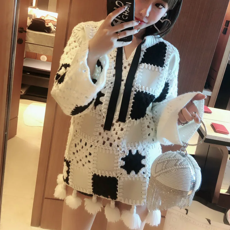 Autumn Winter 2018 Women Sweaters And Pullovers Black White Square Leather Hollowed Out Tassel Knitted Sweater Female Jumpers