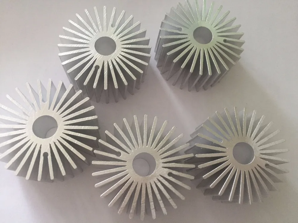 

5pcs LED radiator 3/5W aluminum radiator Sunflower aluminum radiator diameter 40mm,hollow 9mm,high 20mm led cooling heatsink