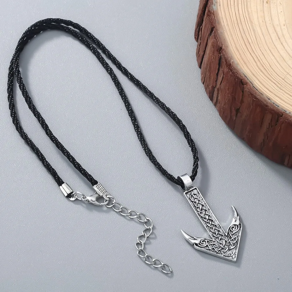 Kinitial Hot Fashion Norse Vikings Nordic Pendant Necklace Rune Viking Amulet Pendants Necklaces Nordic Talisman for men Gifts