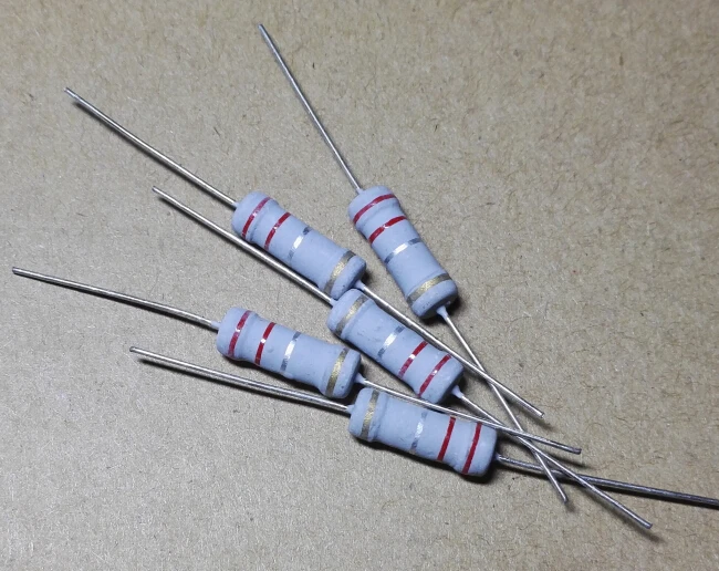 20 Resistenze A Film Di Carbonio 2,2 Ohm 1/2W - 0,5W, Tolleranza ±5% Per Elettronica Fai Da Te