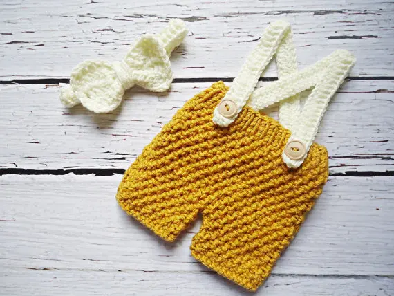 

free shipping,handmade Crochet Baby Beige Bow tie with matching yellow overalls / shorts baby Set Newborn Photo Prop NB-3m gift