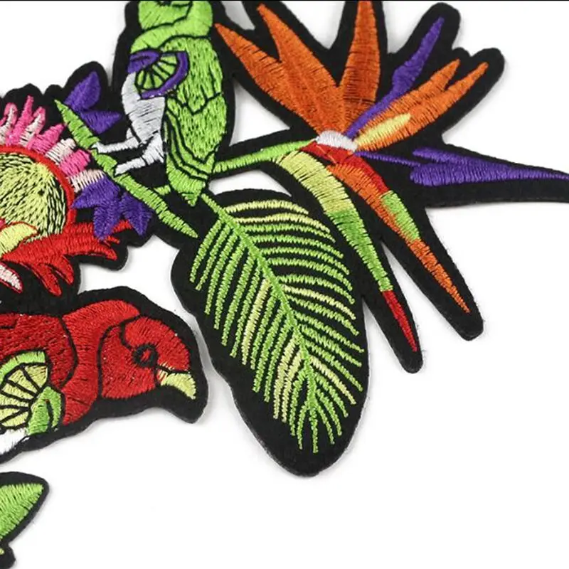 Applique Embroidery Flower Bee Bird Snake Motif Iron on Patches for Clothing Patches stickers for clothes Sewing