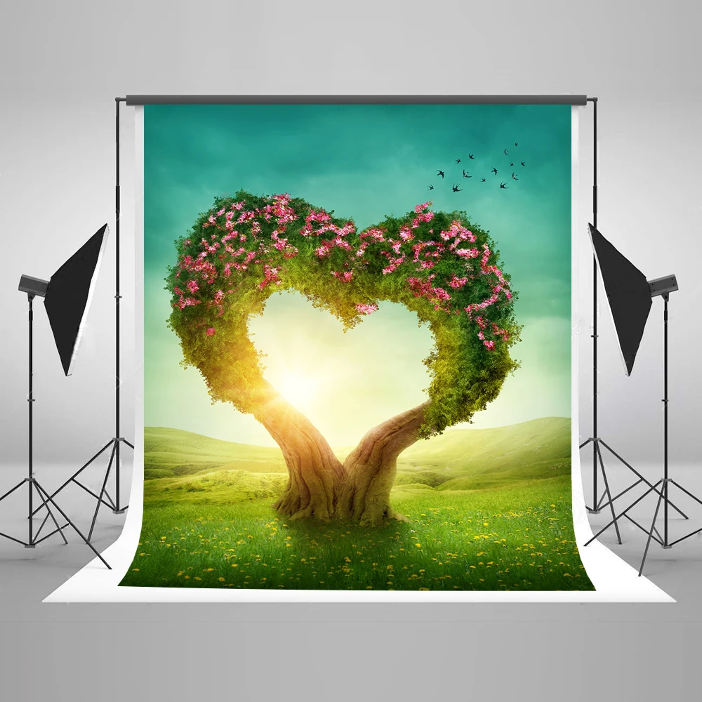 

VinylBDS Scenic Photography Backgrounds Heart-Shaped Tree Spring Scenic Backdrops Grassland Wedding Photography Backgrounds