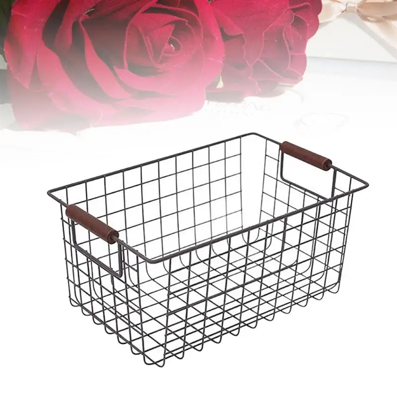 Retro Wrought Iron Debris Storage Basket Desktop Books Snacks Debris Storage Basket Storage Bins (Size M, Black)