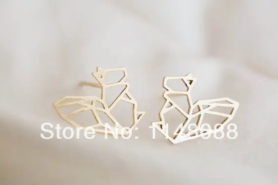 New Fashion gold Unique Minimalist Design Elaborate Charming  cute animal squirrel Post earring Jewelry