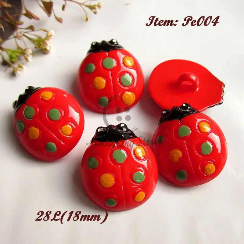 Emulation type buttons 24pcs red ladybug shape buttons for diy handmade decoration simulation modeling insect world buttons