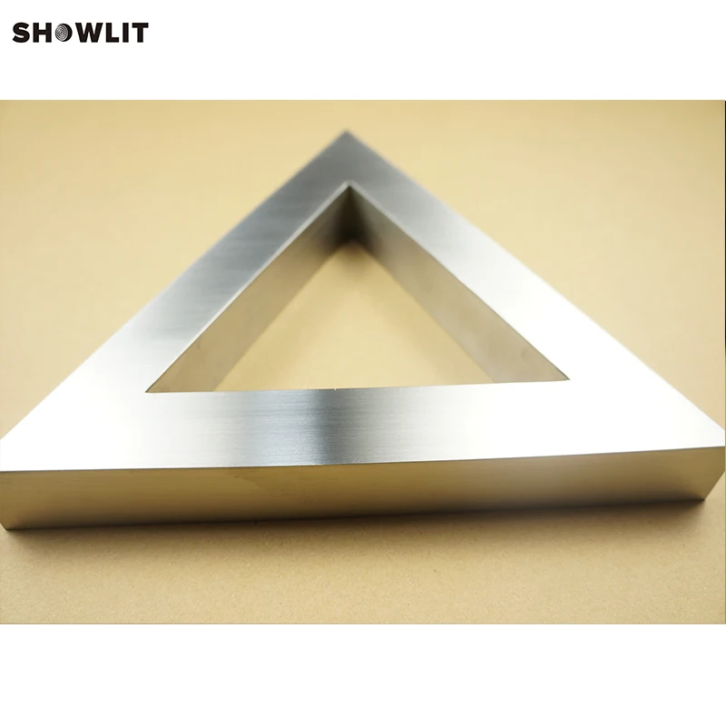 numeros-de-maison-exterieure-numeros-de-lettres-de-canal-en-acier-inoxydable-brosse-3d