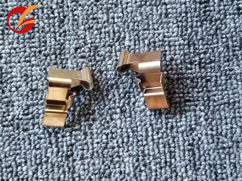 use for toyota hiace disc brake pad clips  1set 8pcs