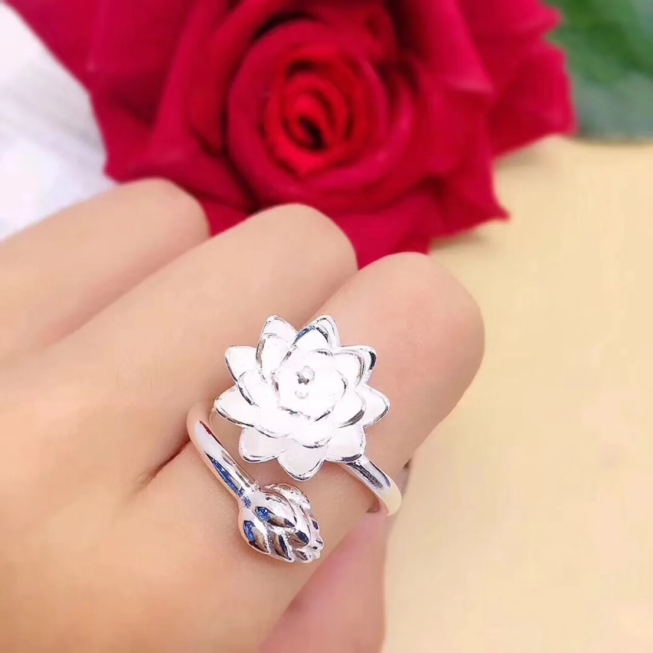 S990 fine silver jewelry black Thai jewelry wholesale silver lotus ring opening new women's folk style