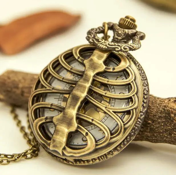 

Vintage Bronze antiques Spine Hollow out gold surface Fashion quartz steampunk men pocket watches chain