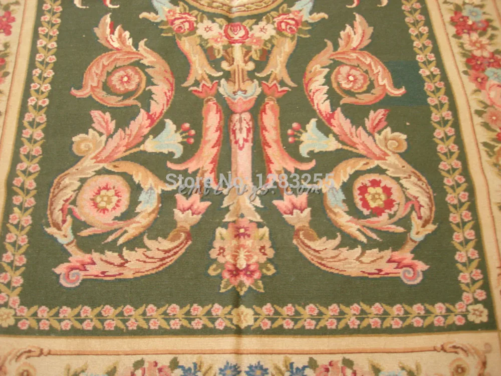 Old Hand-made Traditional Wool Needle-point Carpet Hand-stitched Wool Needle Point Carpet Sofa Blanket Museum