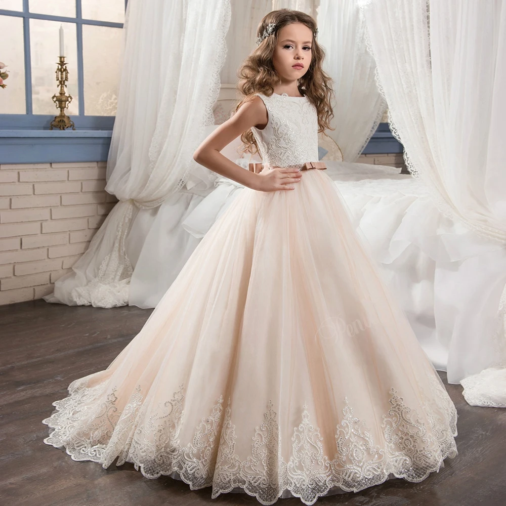 2018 Fancy Champagne Flower Girl Dress with Beige Ribbon Bow Crew Neck Mesh Ball Gowns Kids Holy Communion Dresses For Christmas