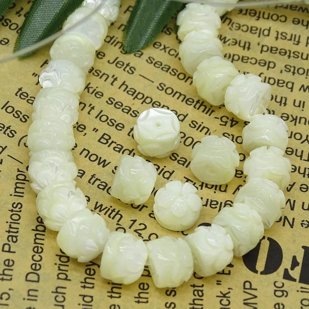 

Wholesales Carved white natural freshwater sea shell flower beads for jewelry making DIY earrings necklace Findings