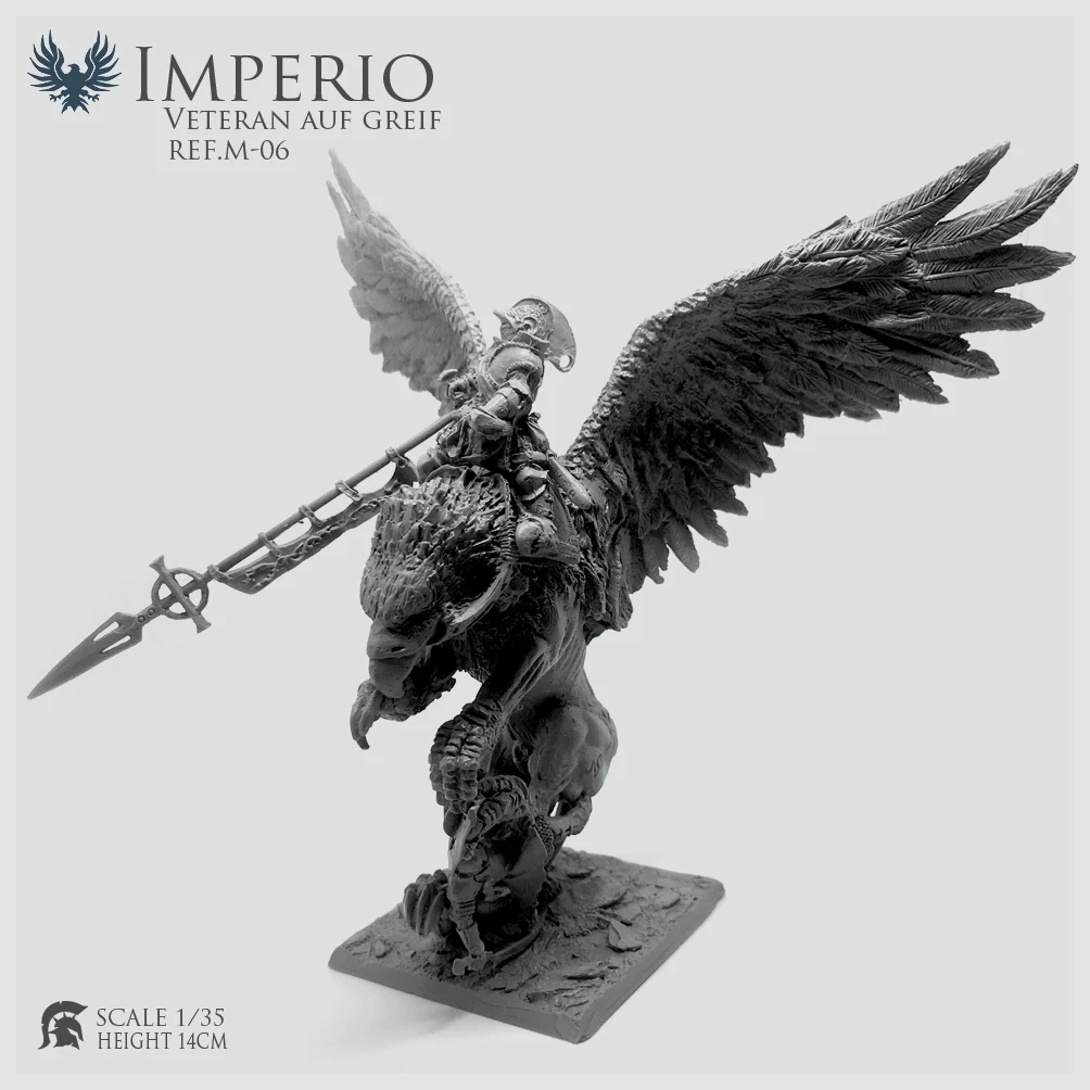 Resin Figure Gamezone Griffin Knight Height14cm  Unmounted (not For Beginners) REF.M-06