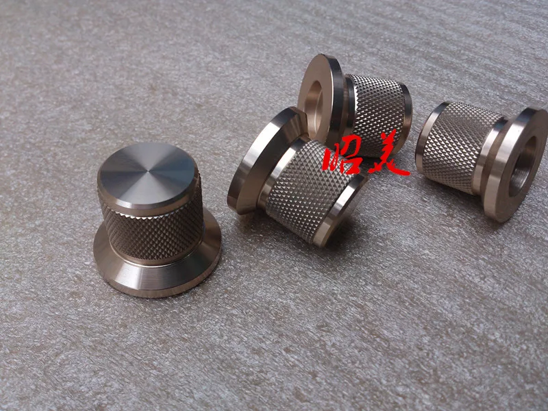 Diametro 30 gambo diametro 22 alto 25 manopola del volume solido in lega di alluminio completa manopola del potenziometro dell'amplificatore di potenza del suono