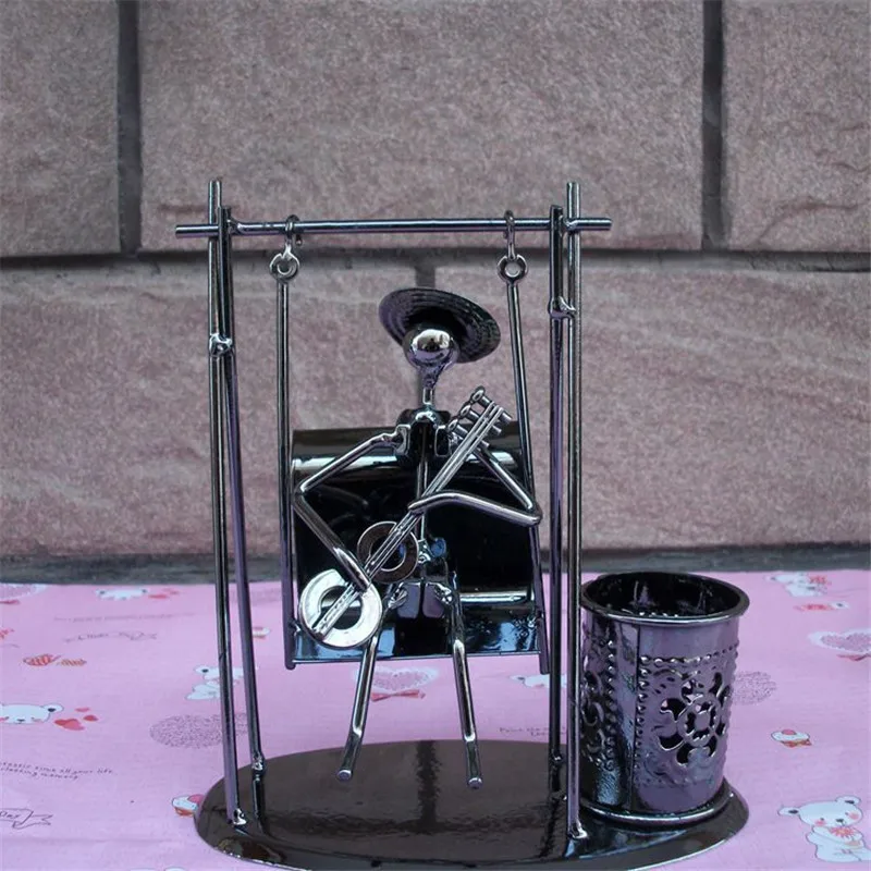 Creative gift vintage crafts metal steel iron swing ornaments retro decoration  desktop gifts pen holder musician figures