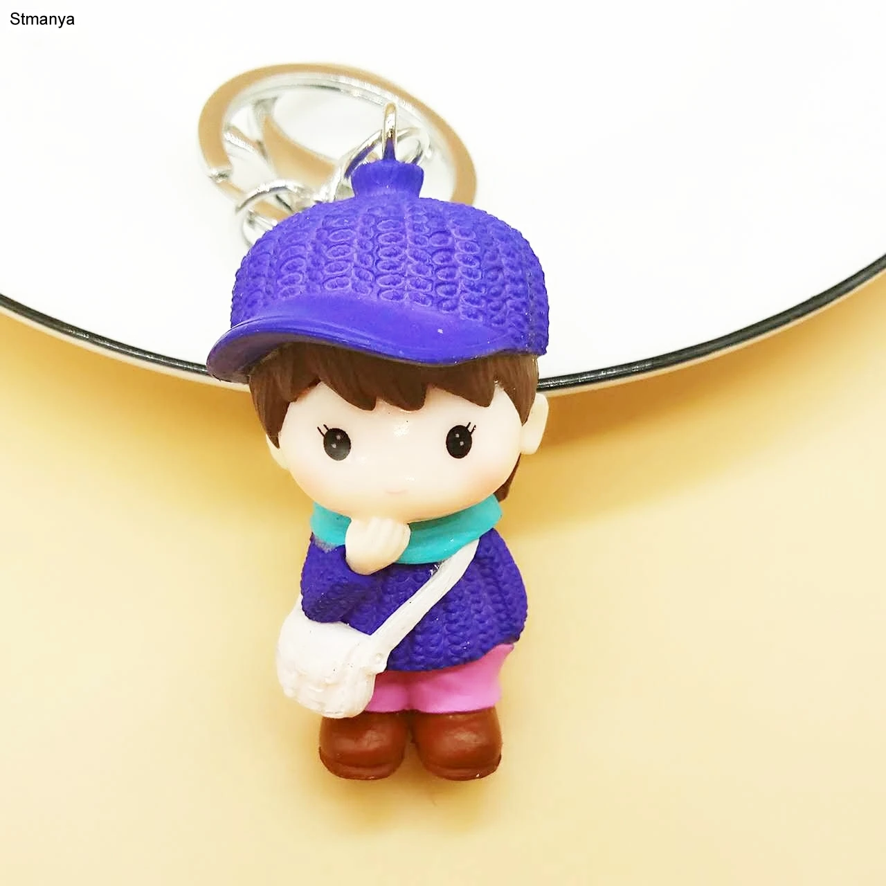 

Cartoon boy girl Keychain lover pendant Car Key Holder resin Lovely Doll Key Chain fashion New Bag Charm Accessories K1713