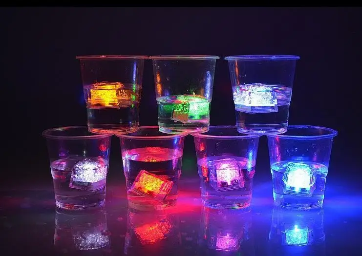 

Polychrome Flash Ice Liquid Active Glowing Ice Cube Lights Decor Light Up Bar Club Wedding Party Champagne Tower Drink Cup