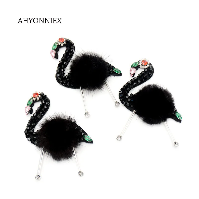 AHYONNIEX  1PC Black soft woollen beads swan patches applique sew on crystal pearl patch for clothes beaded Applique cute patch