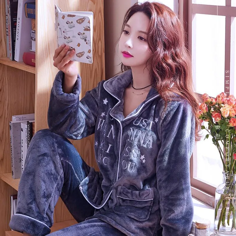 

Coral Fleece Pajamas Suit Women Thickened Flannel Winter Long Sleeve Nightgown Set Home Clothing Plus Velvet Sleepwear H5646