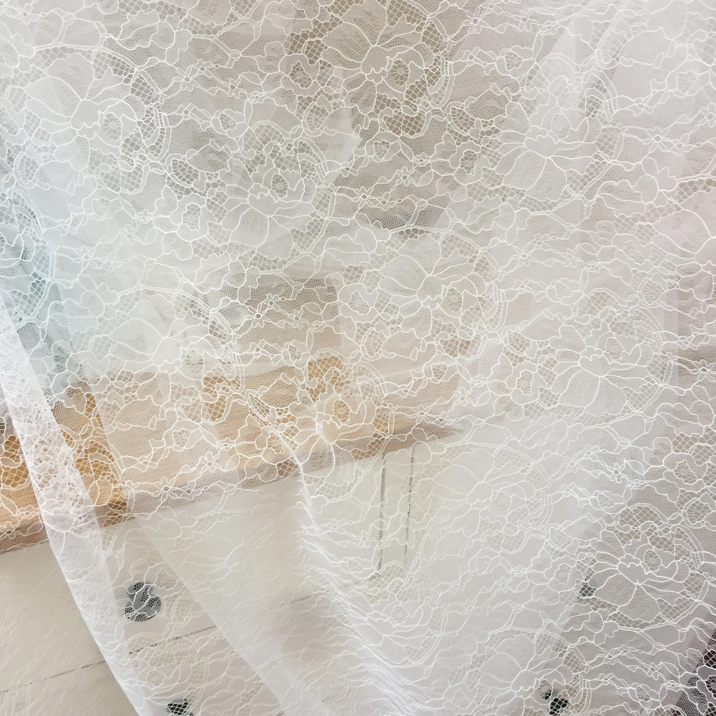 5 meters Exquisite off white Chantilly florla embroidery lace fabric for bridal gown lining overlay hem