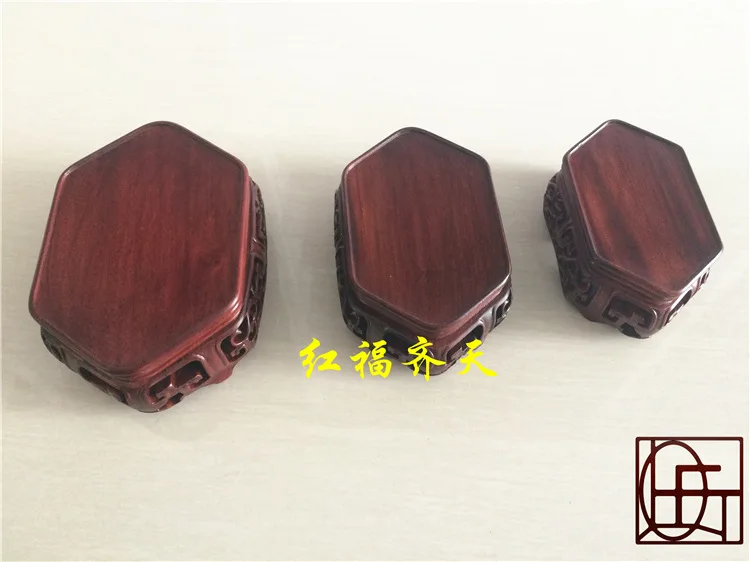 Filigree crafts jade ornaments mahogany rocks base Rosewood sets of three comb-shaped base