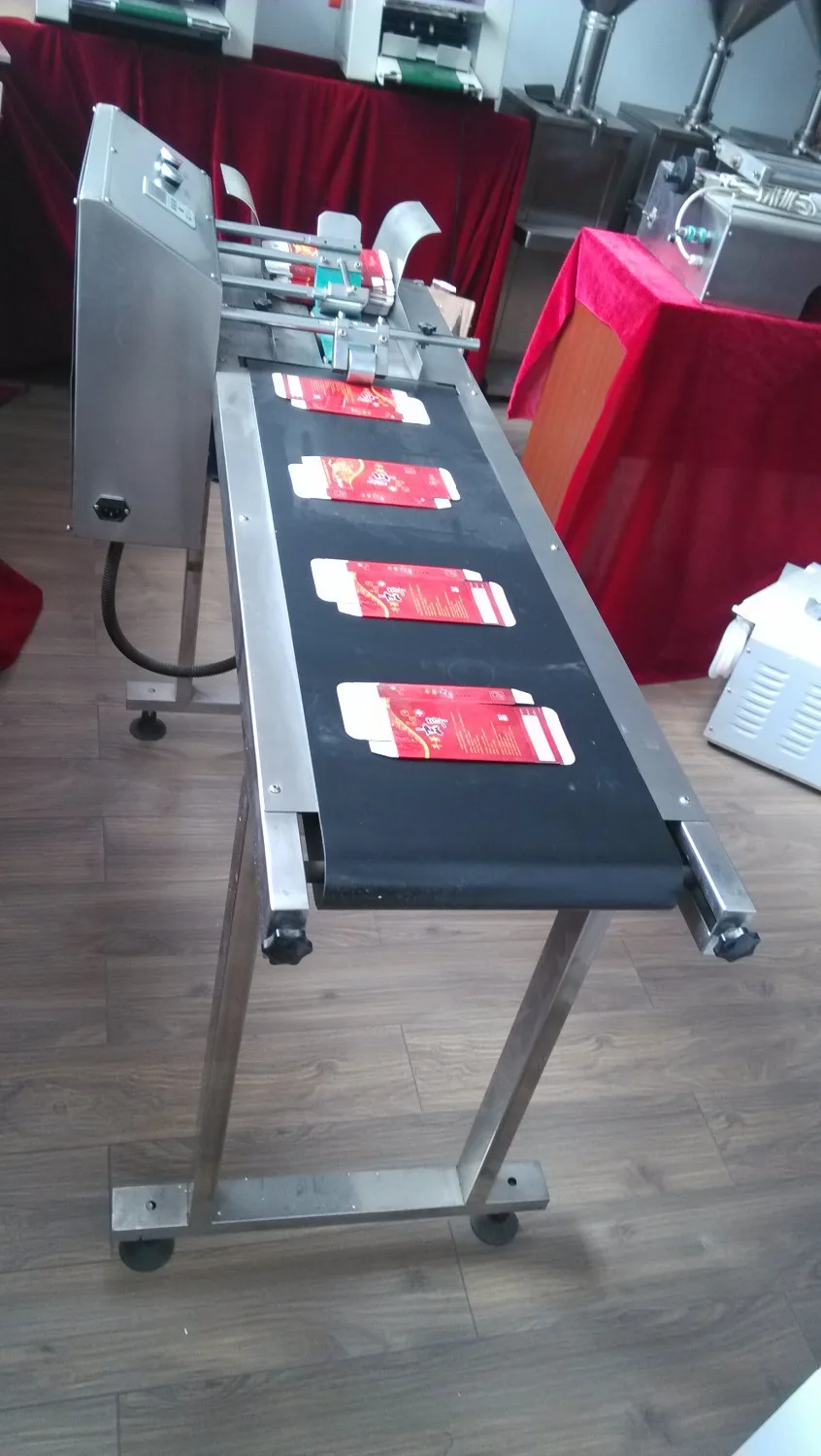 ناقل الترقيم/آلة الصفحة/آلة الترقيم عالية السرعة/آلة فصل الصفحة للطابعة النافثة للحبر عالية الجودة