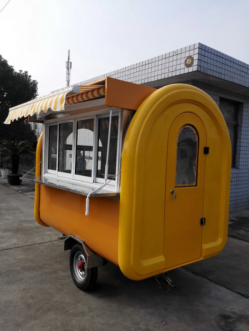 Chariot de collation avec traction chinoise, avec hangar de pluie, remorque de nourriture moins chère, chariots de nourriture mobiles de rue à vendre