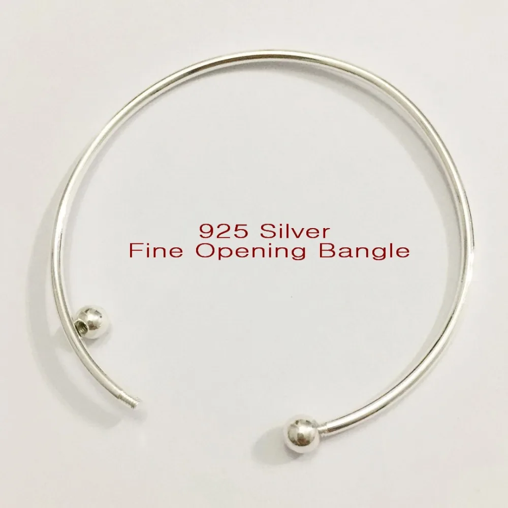 Geloof in jezelf uitdrukken met een persoonlijke sterling zilveren armband die zich aanpast zoals jij bent