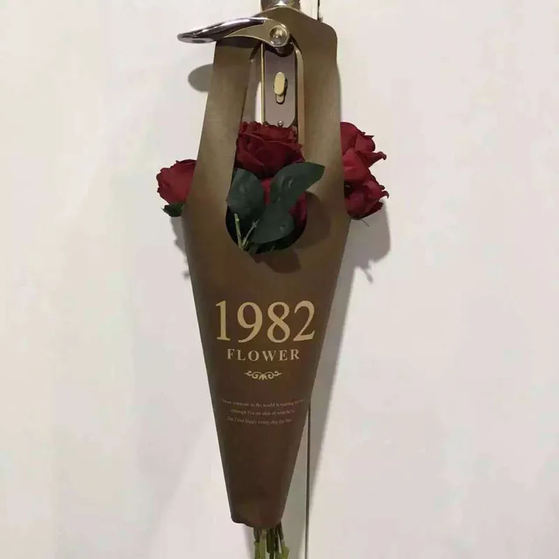 

1982 Flower Packaging Craft Paper Packaging Bag Material Paper Bouquet Florist Supplies Gift Wrapping Paper Bag ZA3212