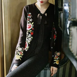 LYNETTE'S CHINOISERIE Spring Autumn Women Embroidery Knitted Sweater