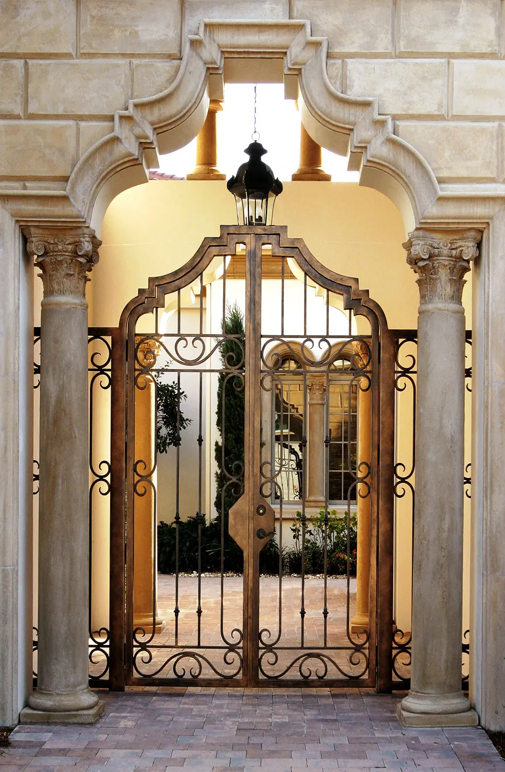 

Handmade top villa wrought iron gate one stop shipping to USA hench-lg24