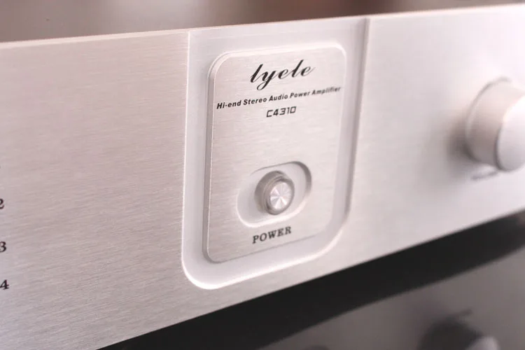 Caixa amplificadora de potência 4310 036, chassis para parte frontal do radiador