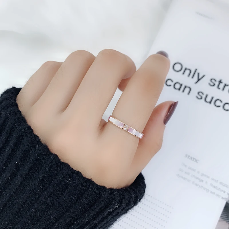 YUN RUO 2019 Fashion Pink Shell Zirconia Ring Couple Rose Gold Color Woman Birthday Gift Party Titanium Steel Jewelry Never Fade