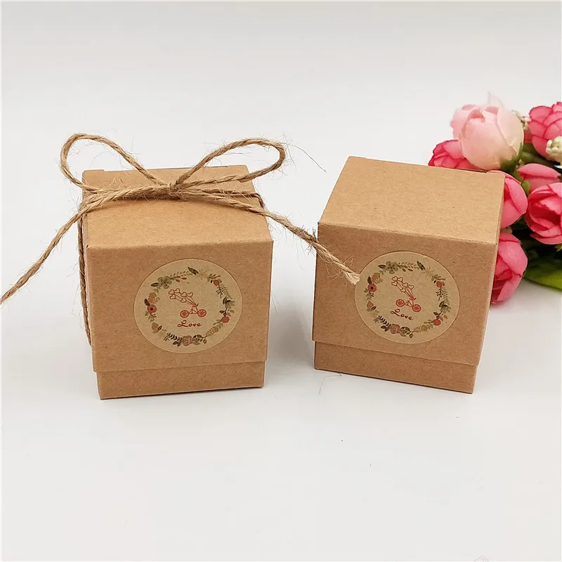 100Pcs/Lot  New Handmade Kraft Paper Card Box Carton For Candy Gift Available Jute Twine Lid Garland Bicycle Balloon Stickers