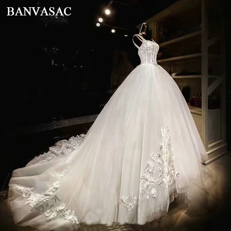 BANVASAC Boat Neck Ball Gown Bridal Dresses Real Photos Lace Appliques Plus Size Embroidery Chapel Train Wedding Dresses